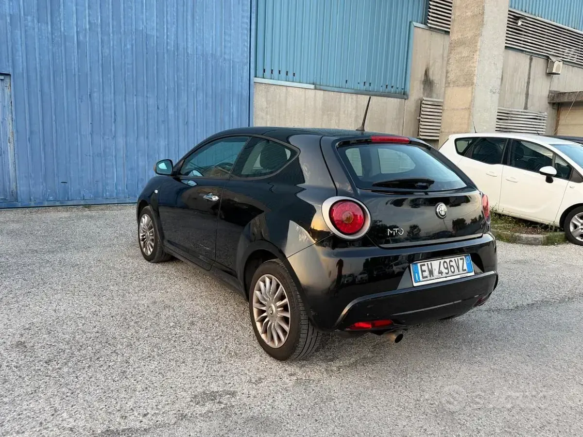 Usata Alfa Romeo MiTo Impression 70 CV (51 kW) 2014 Nero Utilitaria