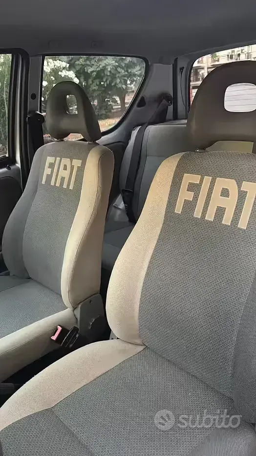 Usata Fiat 600 Active 54 CV (39 kW) 2010 Grigio Utilitaria