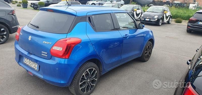 Usata Suzuki Swift 83 CV (61 kW) 2024 Blu/azzurro Utilitaria