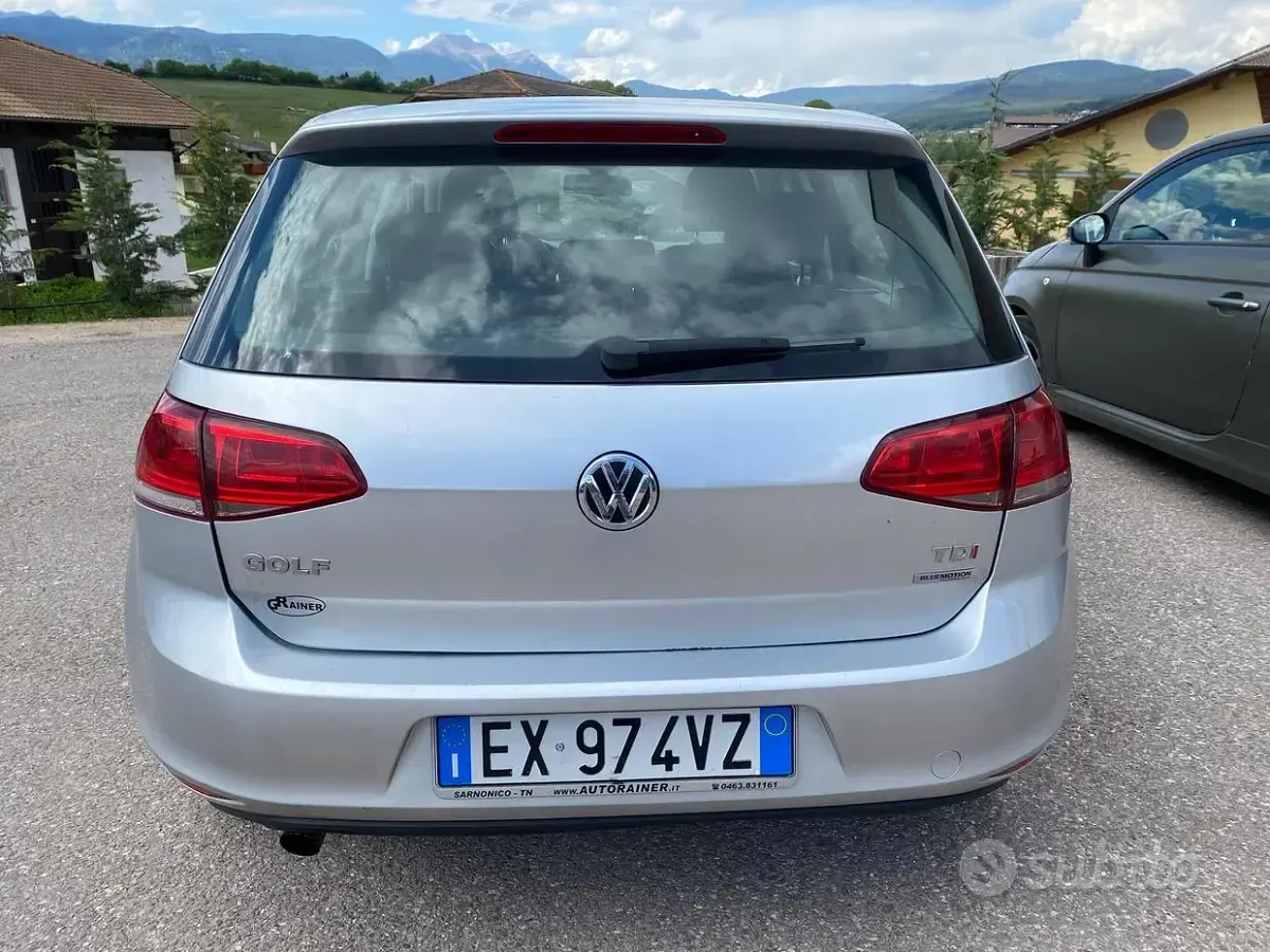 Usata VW Golf VII Highline 105 CV (77 kW) 2014 Grigio Berlina