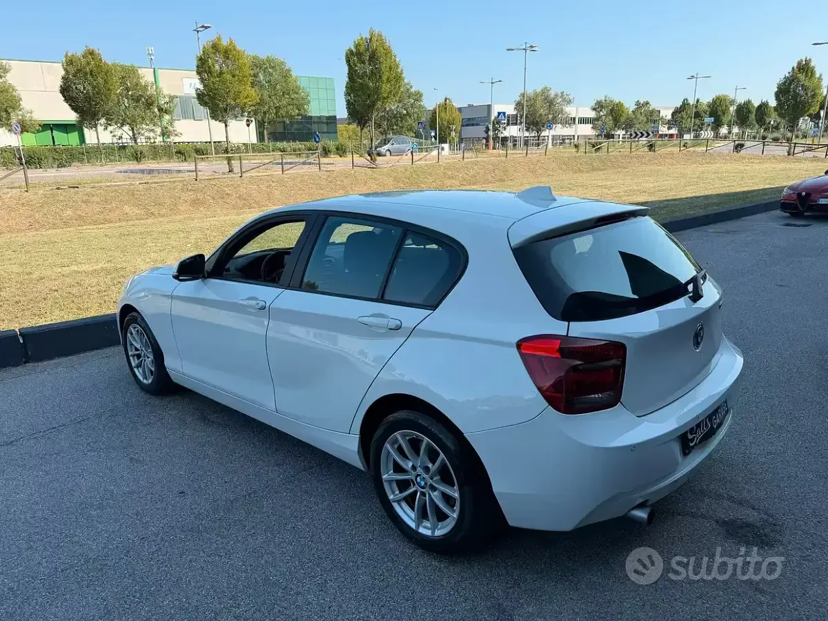 Usata BMW 116 Sport Line 136 CV (100 kW) 2016 Grigio Utilitaria
