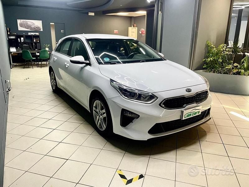 Usata Kia Ceed 116 CV (85 kW) 2019 Bianco Utilitaria