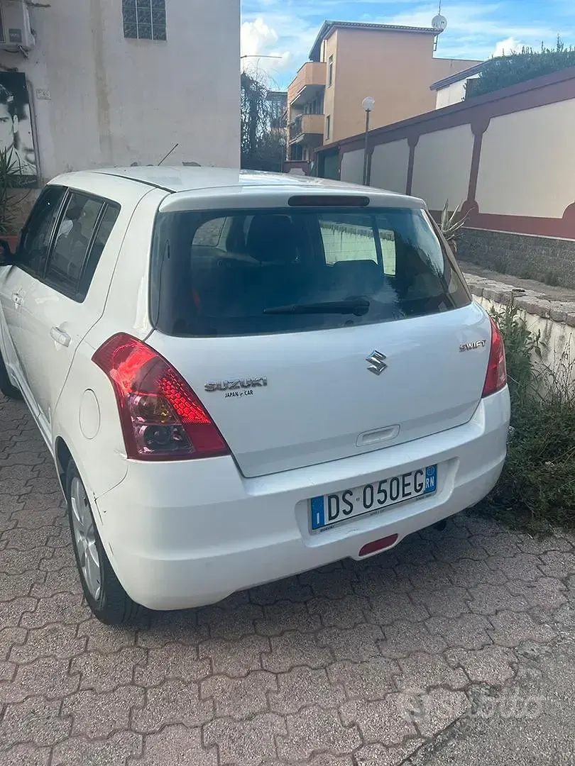 Usata Suzuki Swift 2008 Bianco Utilitaria
