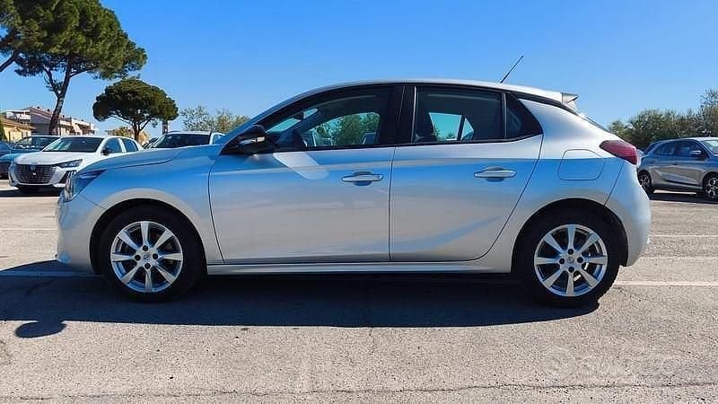 Usata Opel Corsa Edition 102 CV (75 kW) 2022 Grigio Utilitaria