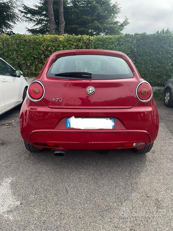 Usata Alfa Romeo MiTo 90 CV (66 kW) 2010 Rosso Utilitaria