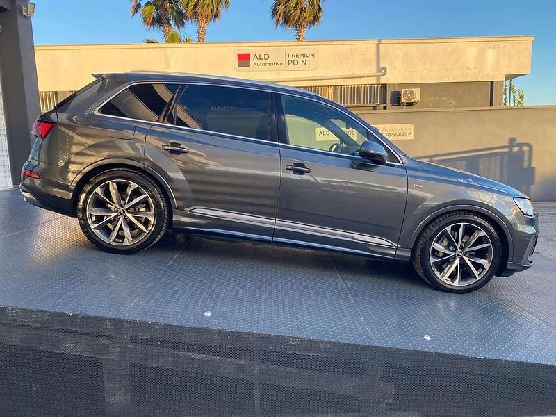 Usata Audi Q7 S-Line 286 CV (210 kW) 2020 Grigio SUV