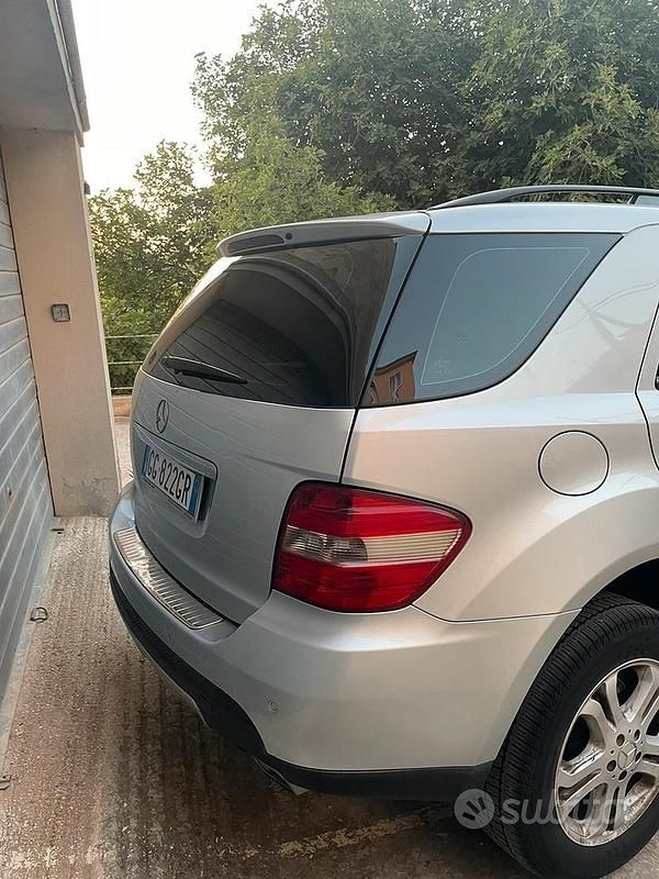 Usata Mercedes ML320 2006 Grigio SUV