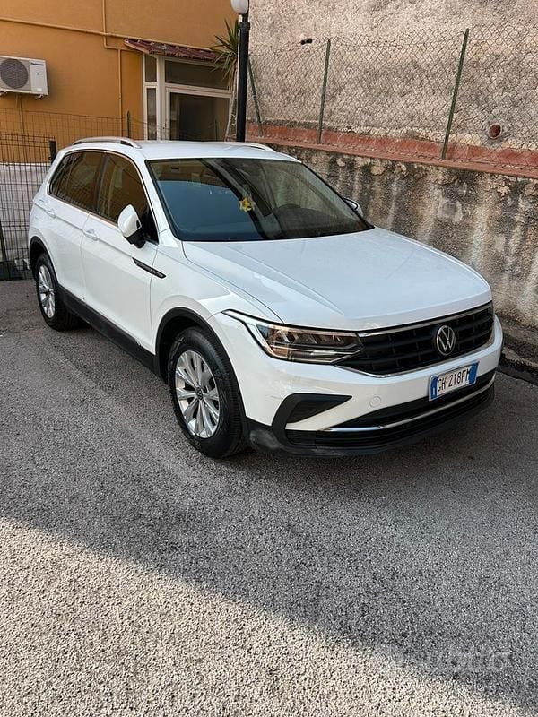 Usata VW Tiguan 150 CV (110 kW) 2022 Bianco SUV
