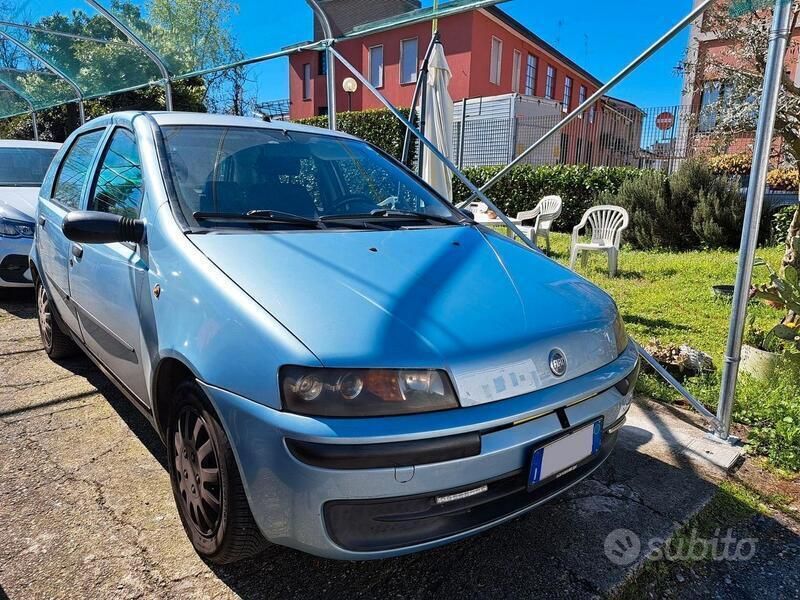 Blu Usata 2003 Fiat Punto Due volumi | 600 € (Super prezzo) - Immagine 1/4