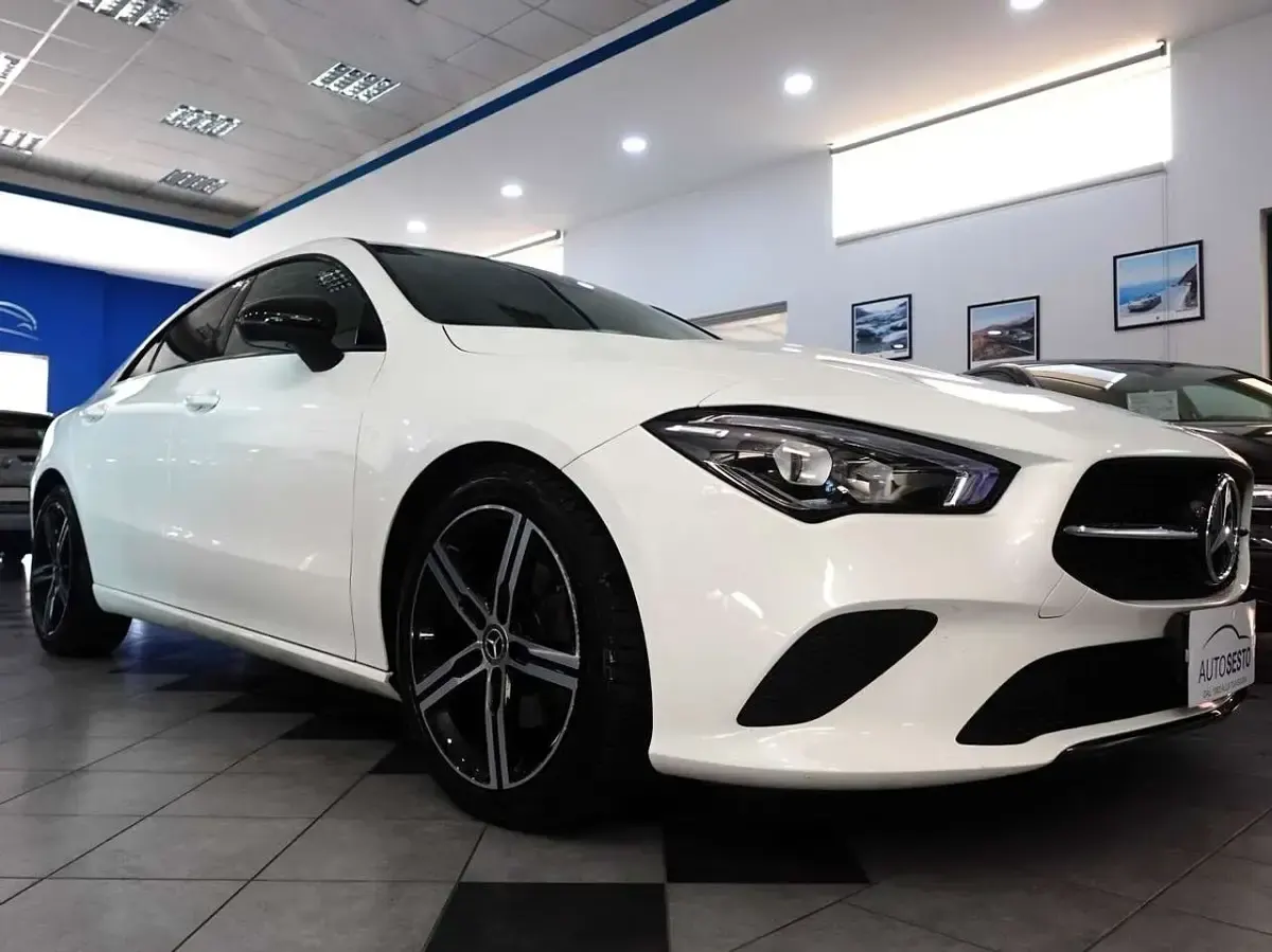 Usata Mercedes CLA200 150 CV (110 kW) 2022 Bianco Coupé