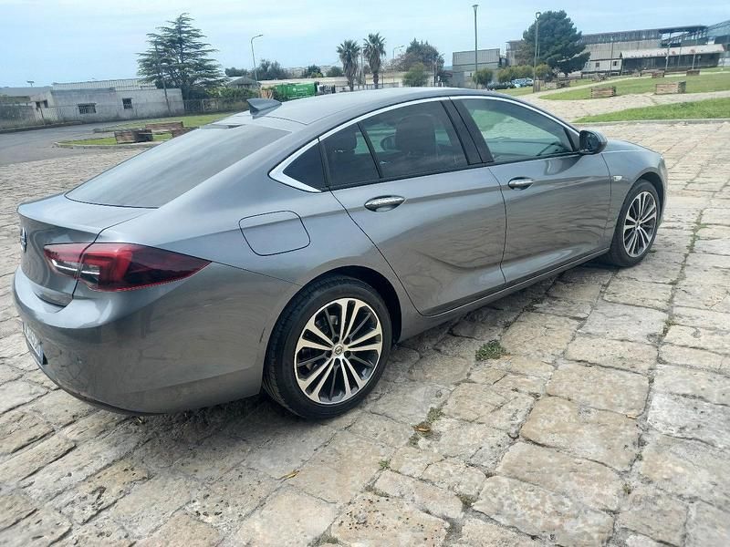 Usata Opel Insignia Innovation 2018 Grigio Berlina