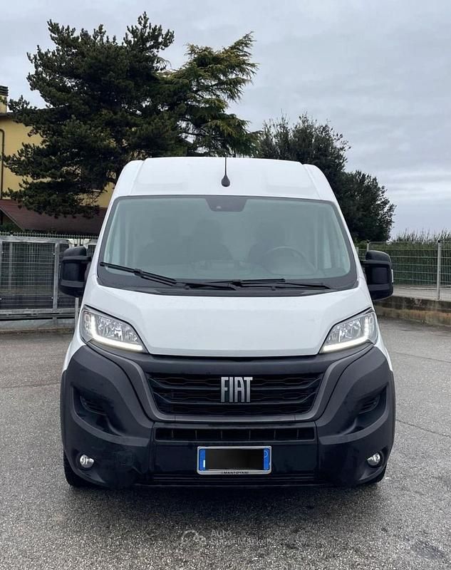 Usata Fiat Ducato Easy 140 CV (102 kW) 2023 Bianco Furgone