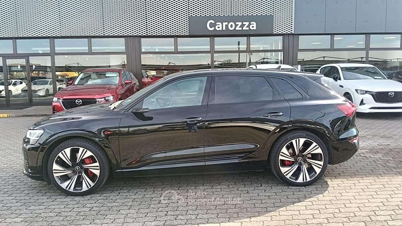 Usata Audi Q8 e-tron S-Line 250 kW (340 CV) 2023 Nero mito SUV