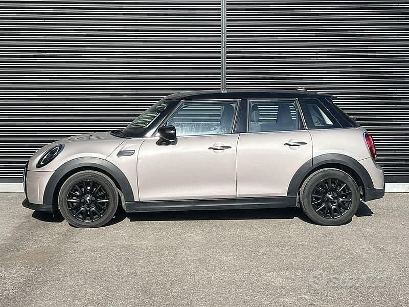 Usata Mini Cooper Business 136 CV (100 kW) 2024 Grigio Utilitaria