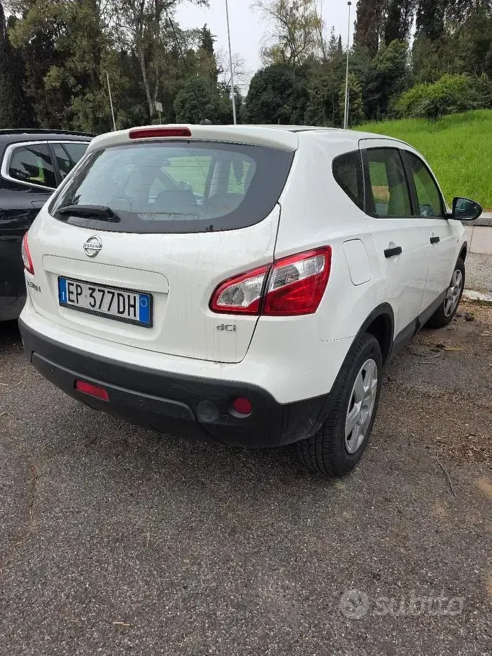 Usata Nissan Qashqai 115 CV (84 kW) 2013 Bianco SUV