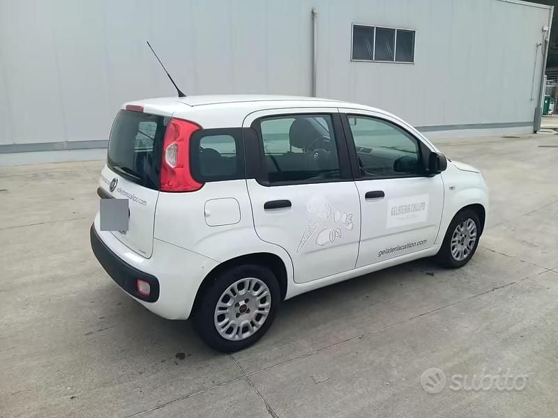 Usata Fiat Panda Easy 69 CV (50 kW) 2017 Bianco Utilitaria