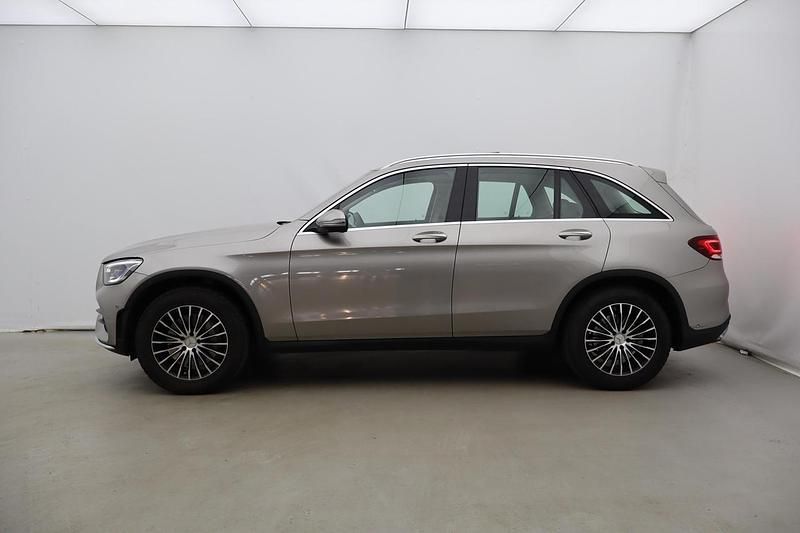 Usata Mercedes GLC300 Premium Plus 245 CV (180 kW) 2020 Argento SUV