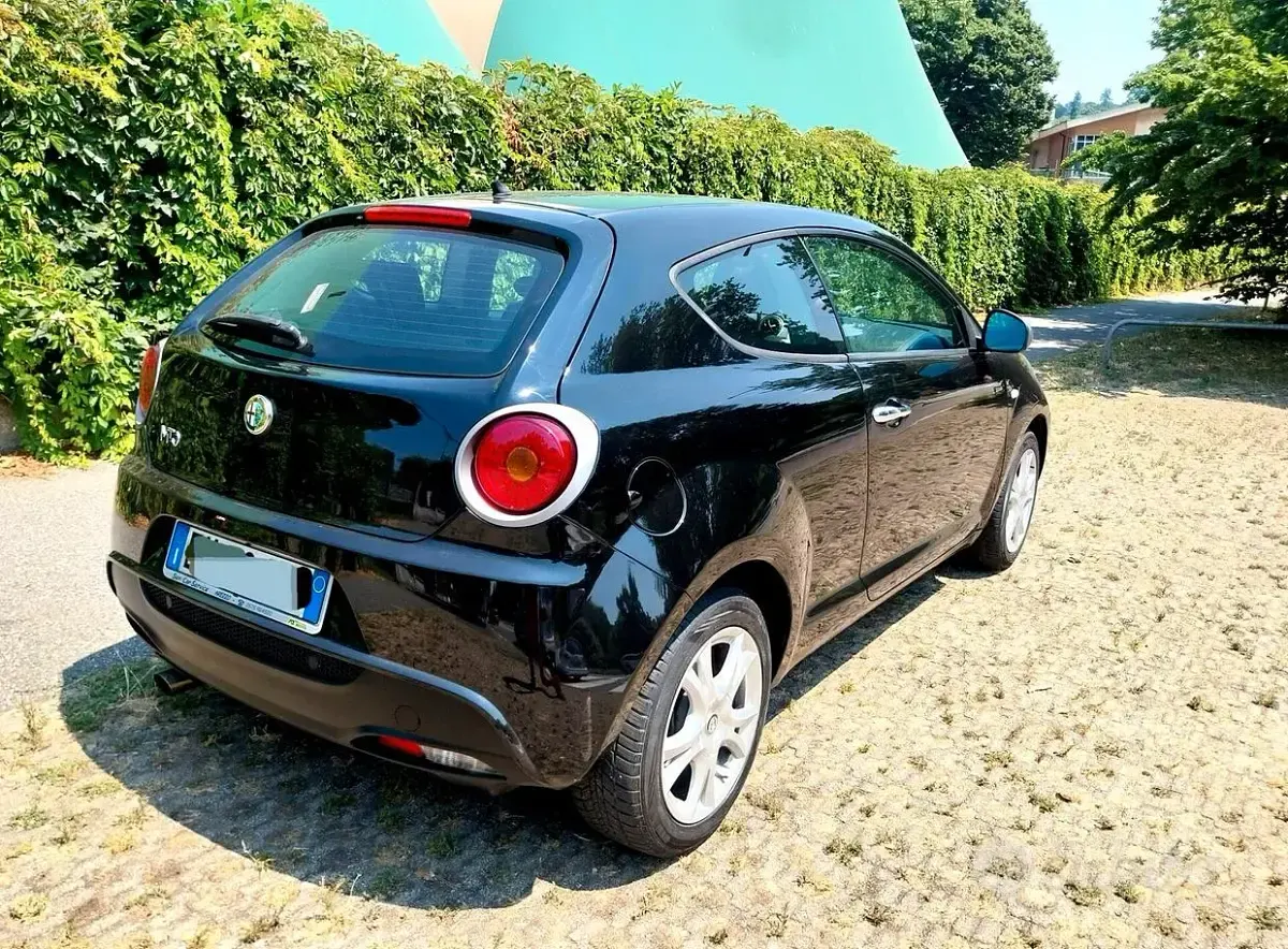Usata Alfa Romeo MiTo 77 CV (56 kW) 2012 Nero Utilitaria