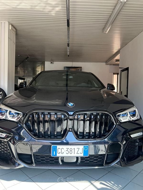 Usata BMW X6 M Sport 340 CV (250 kW) 2021 Blu SUV