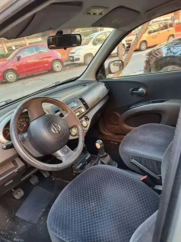 Usata Nissan Micra Visia 80 CV (58 kW) 2005 Argento Berlina