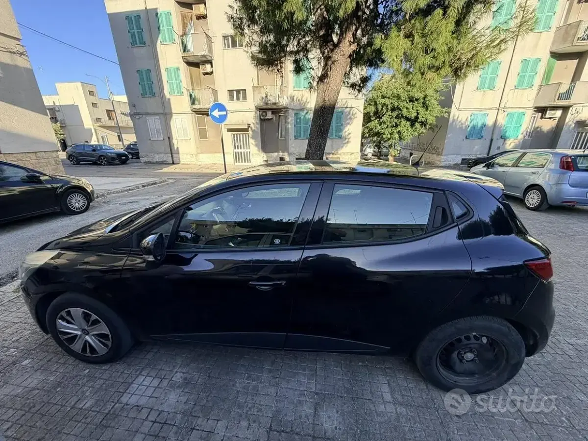 Usata Renault Clio IV 75 CV (55 kW) 2016 Nero Berlina