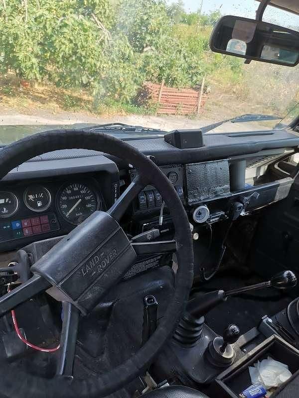 Usata Land Rover Defender 86 CV (63 kW) 1989 SUV