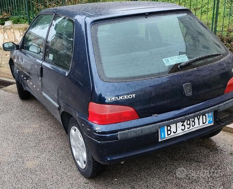 Usata Peugeot 106 2000 Blu Utilitaria