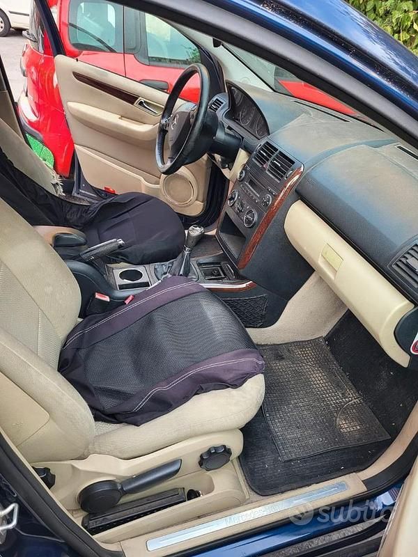 Usata Mercedes A180 109 CV (80 kW) 2008 Berlina