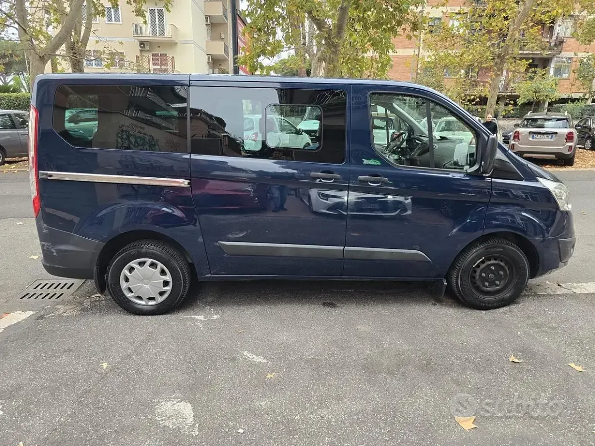 Usata Ford Transit Custom 155 CV (114 kW) 2015 Nero Furgone