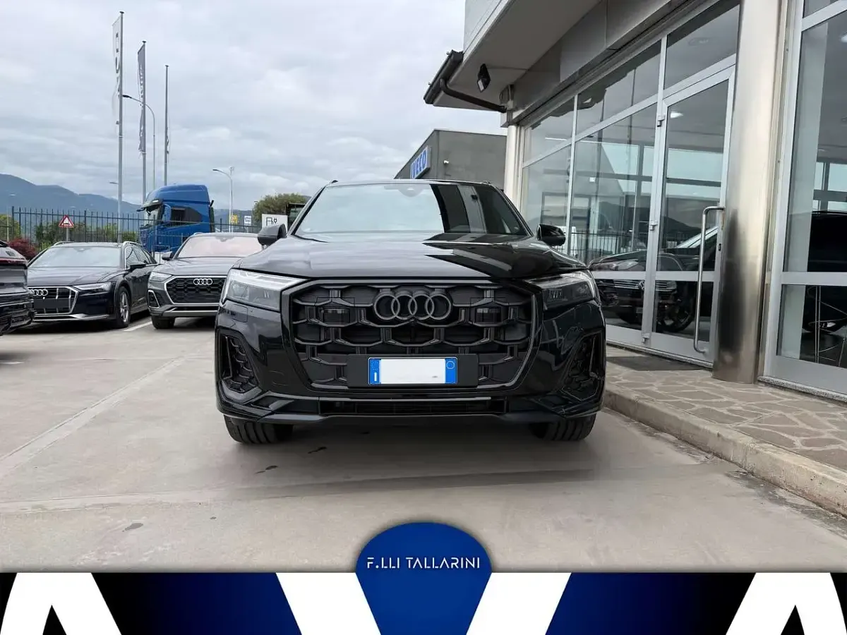 Usata Audi Q7 S-Line 231 CV (169 kW) 2025 Nero mythos metallizzato SUV