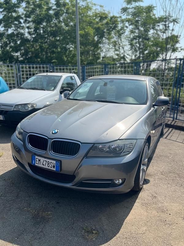 Usata BMW 320 320 CV (235 kW) 2012 Grigio Station wagon