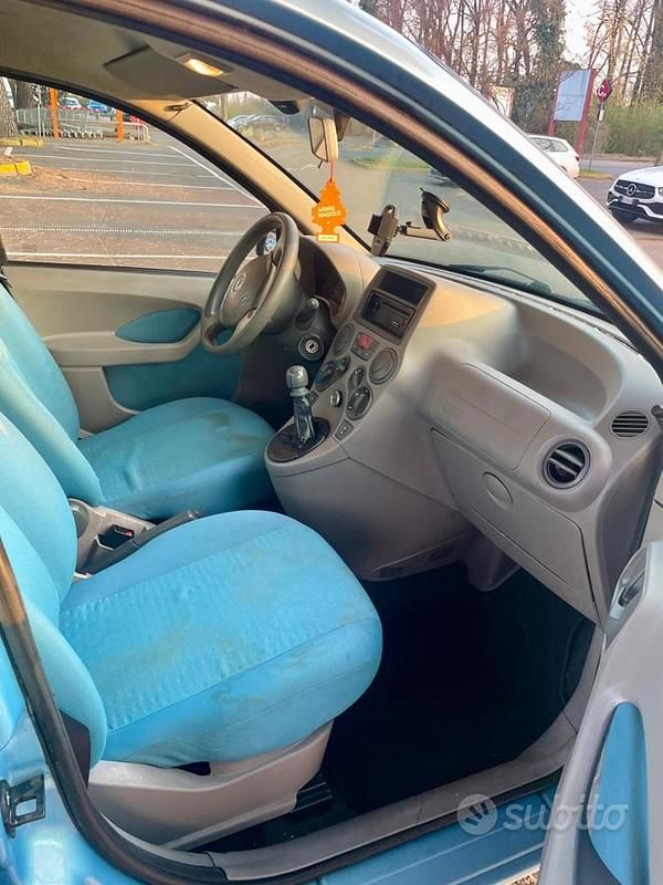 Usata Fiat Panda Dynamic 60 CV (44 kW) 2003 Blu/azzurro Utilitaria