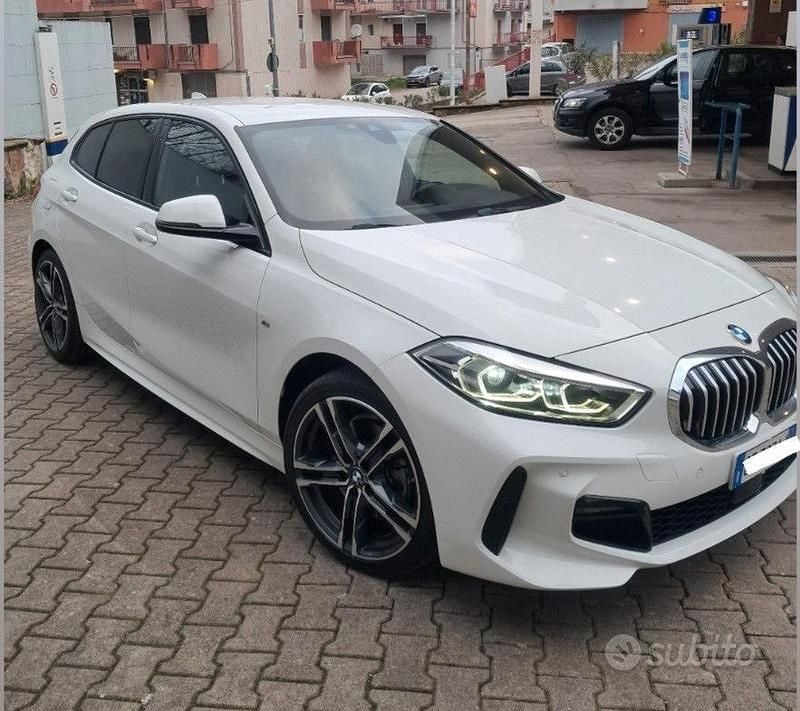 Usata BMW 118 M Sport 150 CV (110 kW) 2021 Bianco Utilitaria
