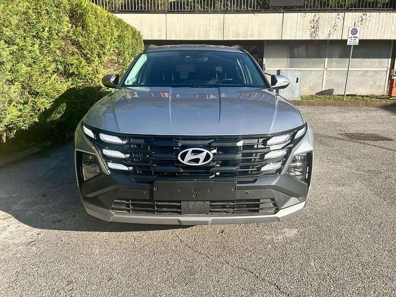 Nuova Hyundai Tucson 136 CV (100 kW) 2025 Ecotronic grey SUV