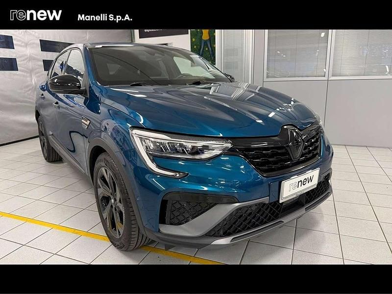 Usata Renault Arkana Engineered 143 CV (105 kW) 2023 Blu scuro SUV