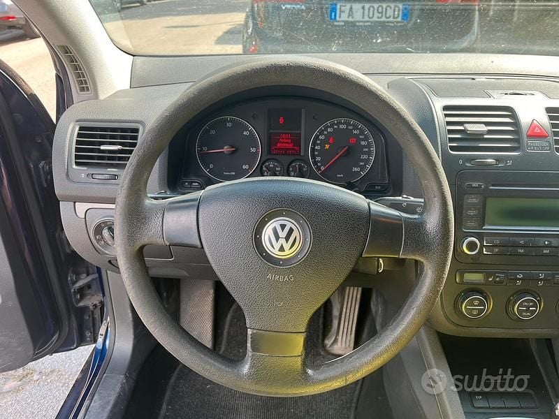 Usata VW Golf VI 105 CV (77 kW) 2009 Blu Utilitaria