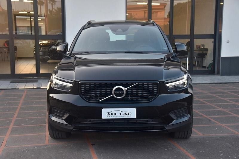 Usata Volvo XC40 R-Design 179 CV (131 kW) 2021 Nero SUV