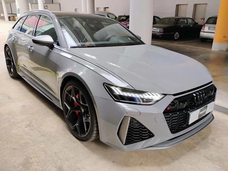 Usata Audi RS6 Performance 629 CV (462 kW) 2023 Grigio Station wagon
