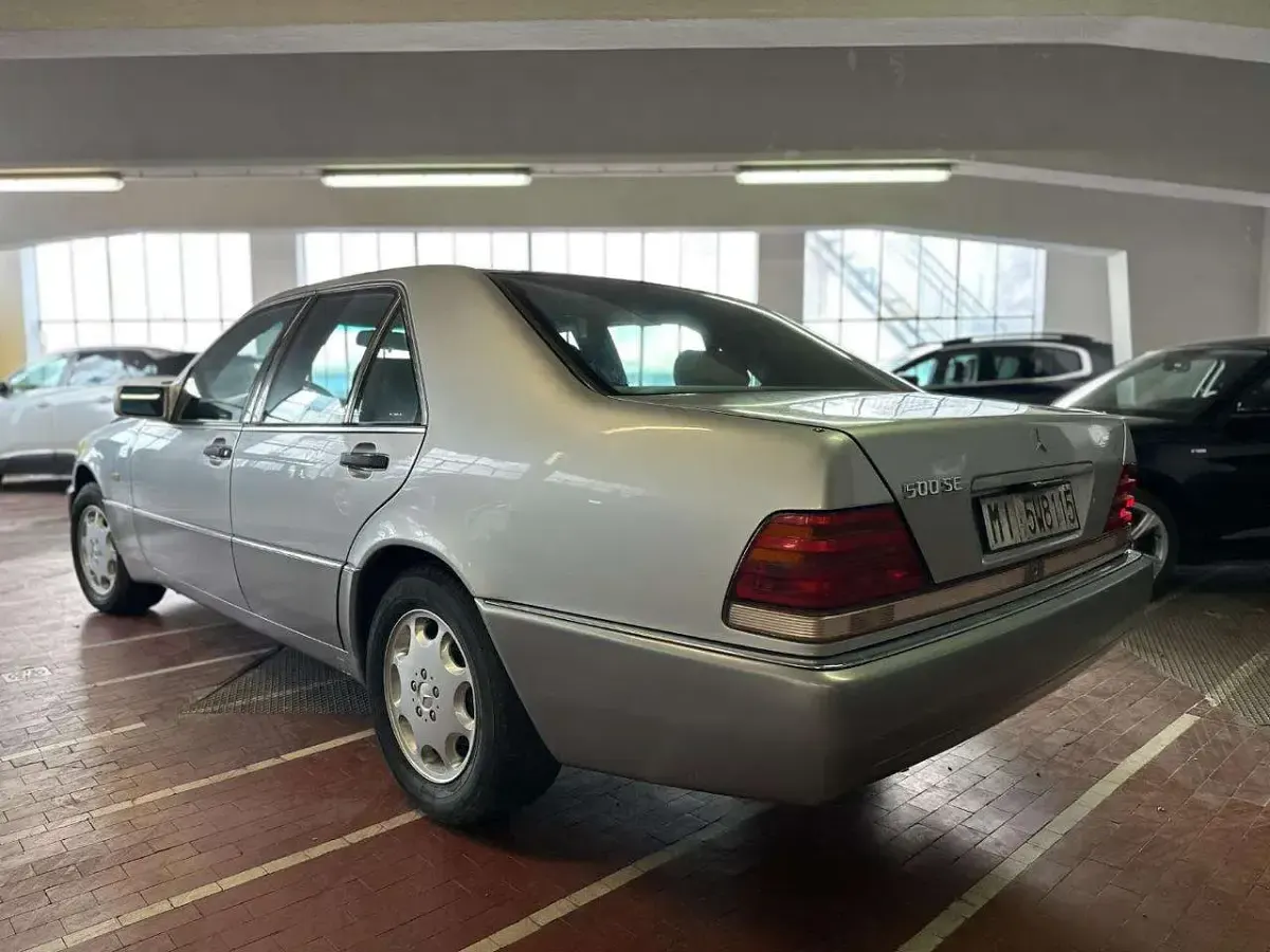 Usata Mercedes 500 SE 326 CV (239 kW) 1992 Argento Berlina