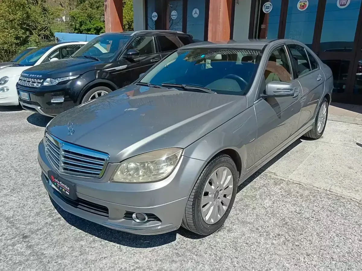 Usata Mercedes C220 Elegance 170 CV (125 kW) 2009 Berlina