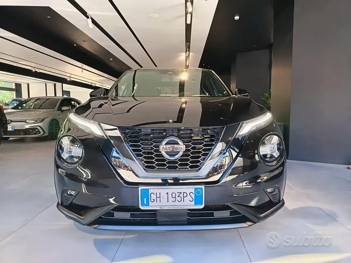 Usata Nissan Juke N-Connecta 114 CV (83 kW) 2021 Nero SUV