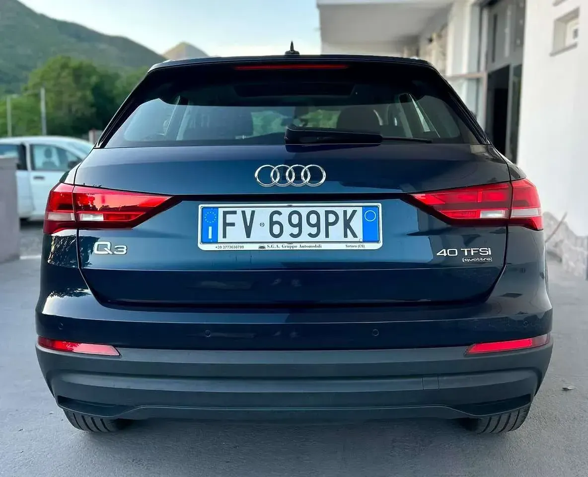 Usata Audi Q3 Ambiente 190 CV (139 kW) 2019 Blu/azzurro SUV