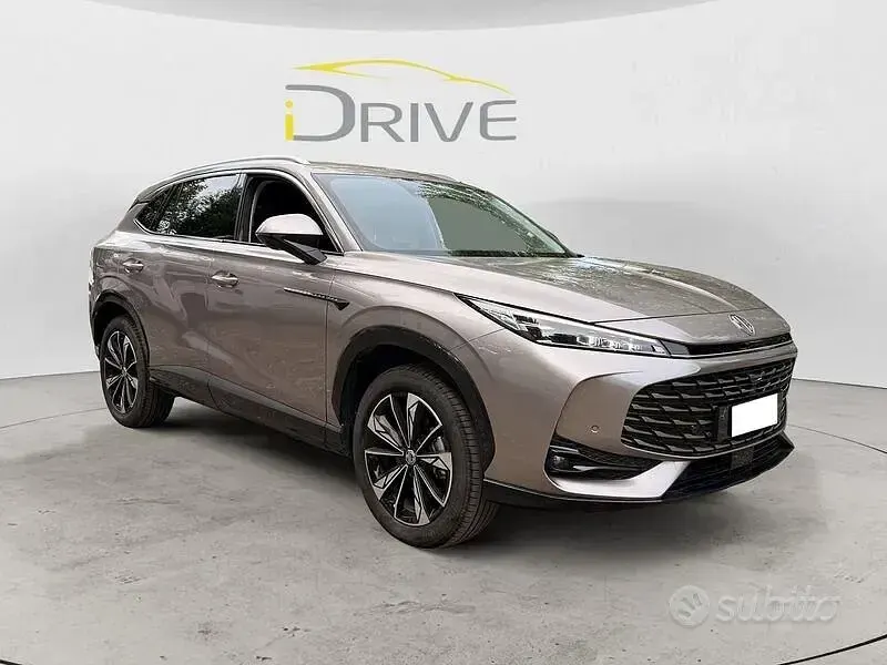 Usata MG HS Luxury 170 CV (125 kW) 2025 Grigio SUV
