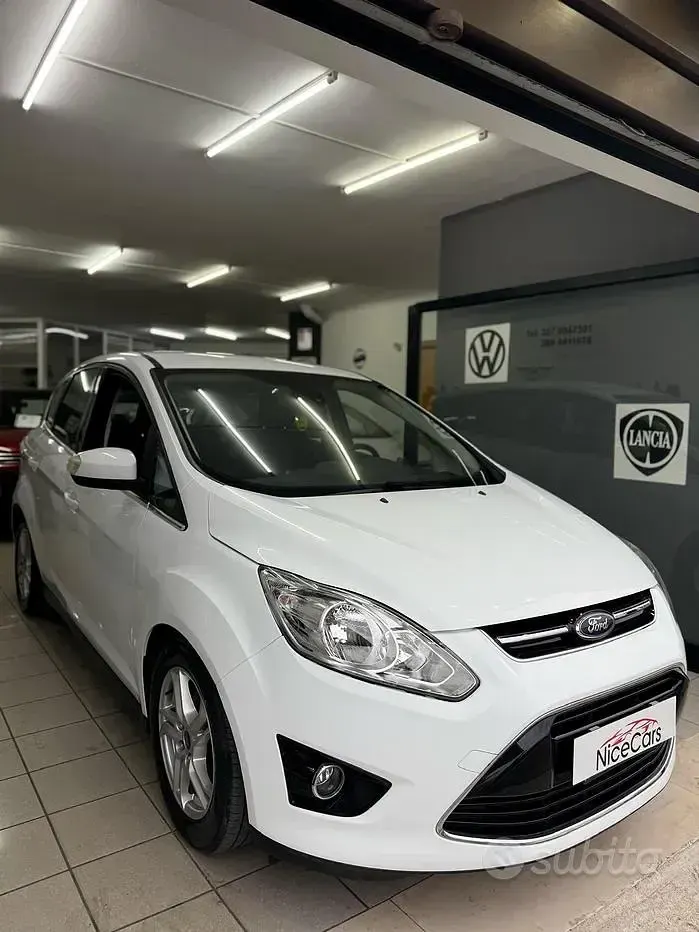 Usata Ford C-MAX Titanium 115 CV (84 kW) 2015 Bianco Monovolume
