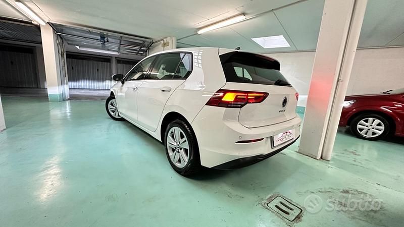 Usata VW Golf VIII 115 CV (84 kW) 2022 Bianco Berlina