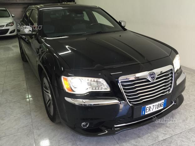 Lancia thema 2011