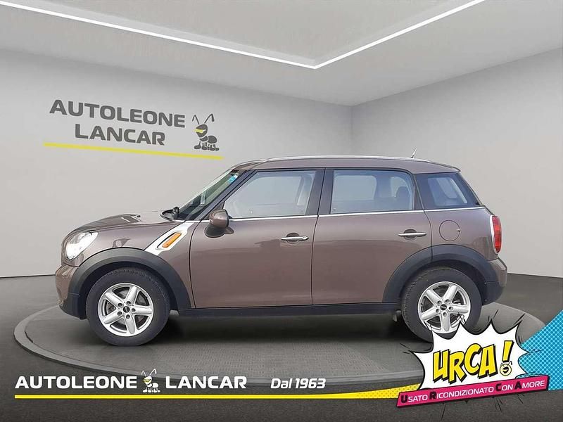 Usata Mini One Countryman 98 CV (72 kW) 2011 Marrone SUV