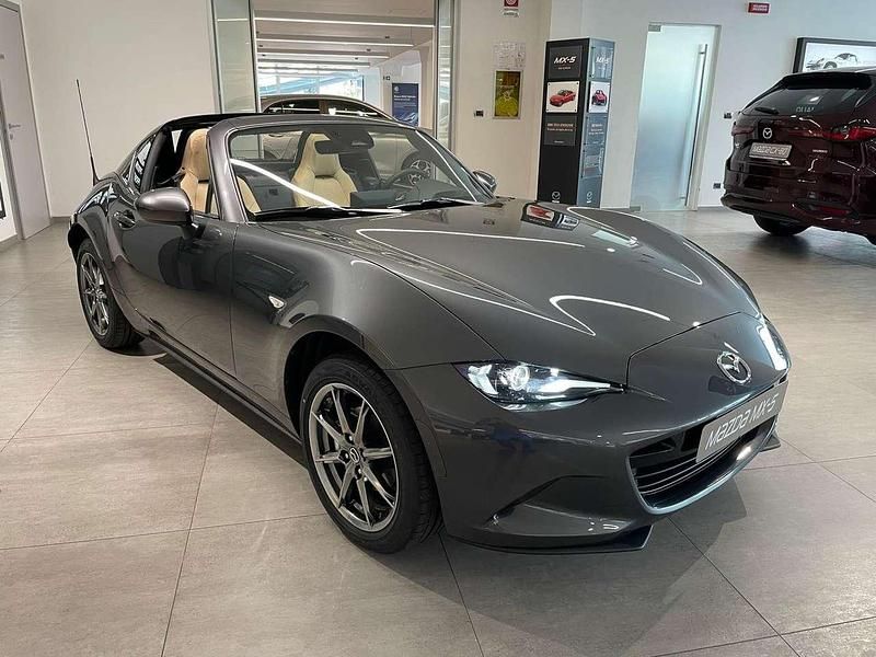 Nuova Mazda MX5 Kazari 132 CV (97 kW) 2026 Machine grey Cabrio