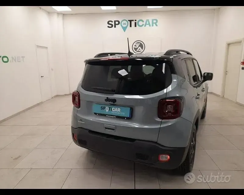Usata Jeep Renegade 131 CV (96 kW) 2022 Verde SUV
