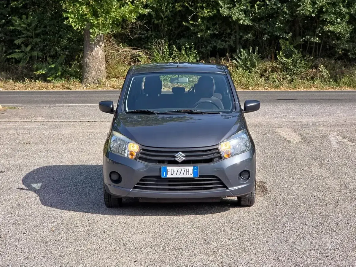 Usata Suzuki Celerio Style 68 CV (50 kW) 2016 Grigio Utilitaria